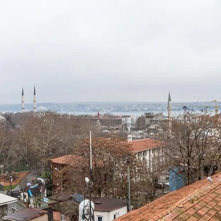 Penthouse Duplex 4br25bath Terrace Views! #258 * イスタンブール