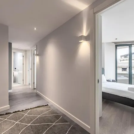 Penthouse Duplex 4br25bath Terrace Views! #258 イスタンブール