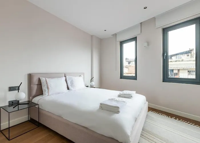 Apartment Penthouse Duplex 4br25bath Terrace Views! #258