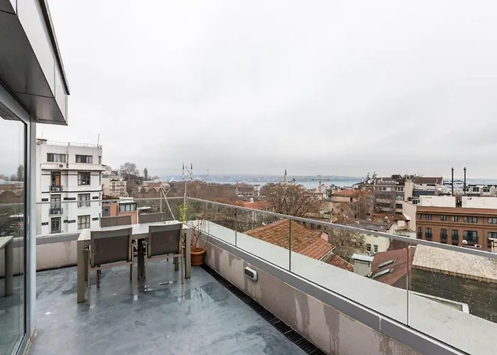 Penthouse Duplex 4br25bath Terrace Views! #258 Apartment *