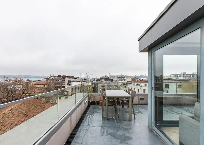 Penthouse Duplex 4br25bath Terrace Views! #258 Apartment