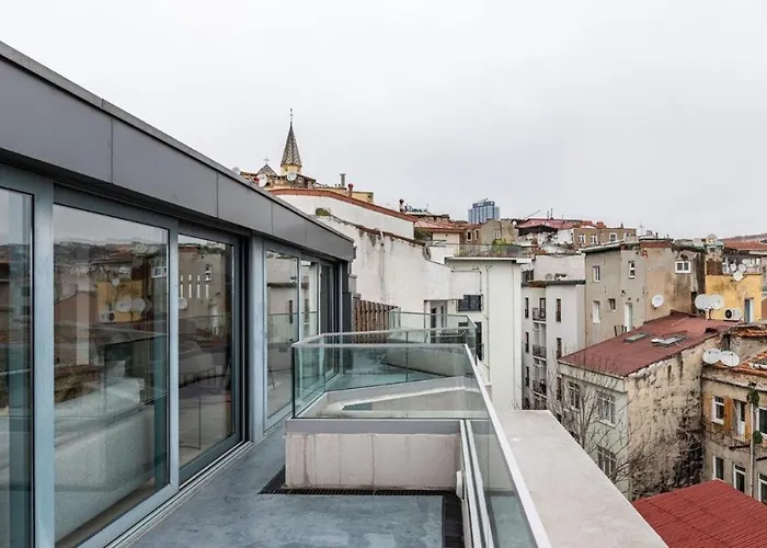 Apartment Penthouse Duplex 4br25bath Terrace Views! #258 *