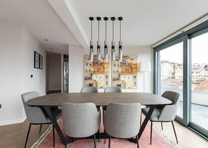 Penthouse Duplex 4br25bath Terrace Views! #258