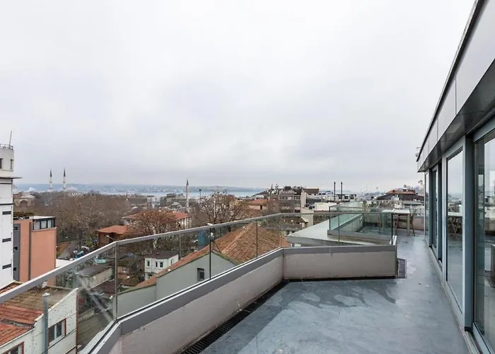 Penthouse Duplex 4br25bath Terrace Views! #258 Istanbul