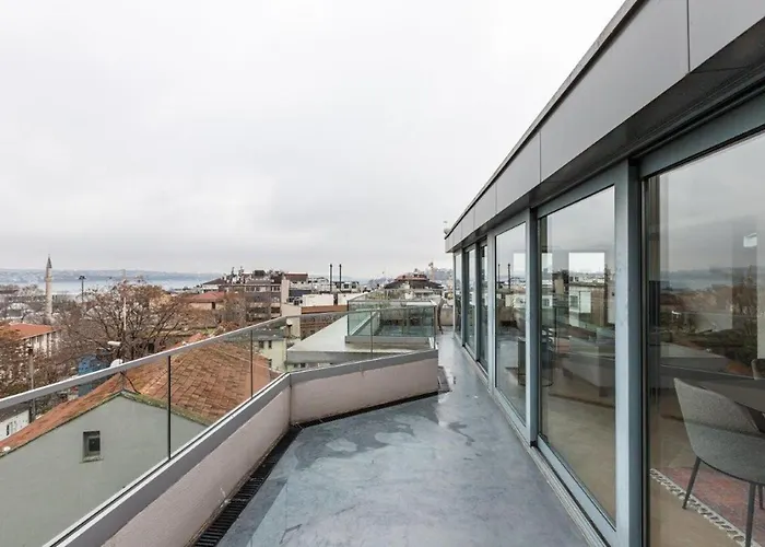 Penthouse Duplex 4br25bath Terrace Views! #258 Apartment *