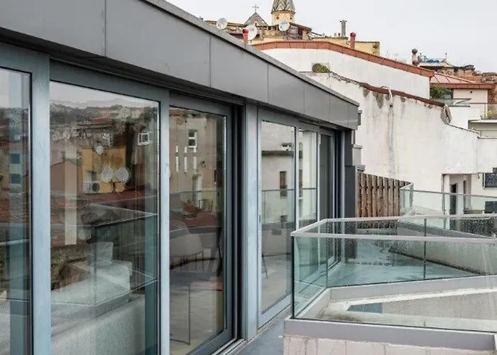 Apartment Penthouse Duplex 4br25bath Terrace Views! #258 *