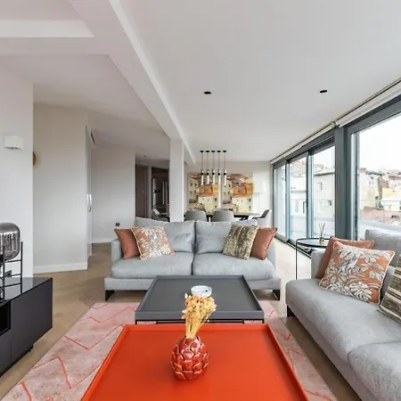 Διαμέρισμα Penthouse Duplex 4br25bath Terrace Views! #258